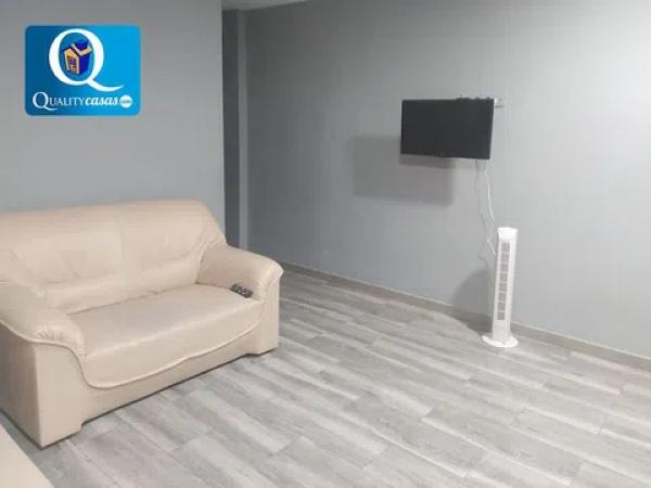 Piso en Barrio Carolinas Altas