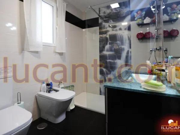 Ático en Barrio Altozano