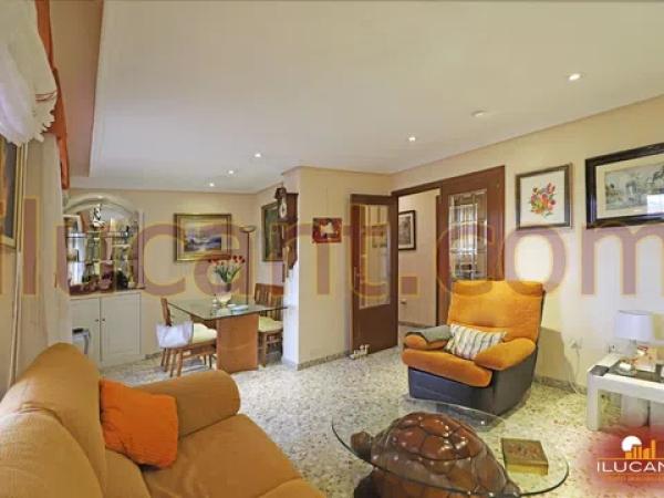 Ático en Barrio Altozano