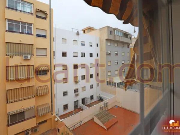 Ático en Barrio Altozano