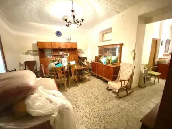 Casa independiente en calle Montero Ríos, 9