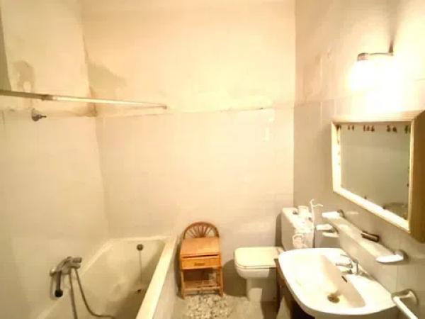 Casa independiente en calle Montero Ríos, 9