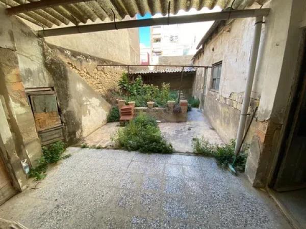 Casa independiente en calle Montero Ríos, 9