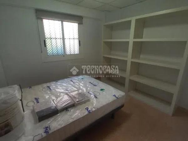 Piso en calle d'Enrique Monsonís Domingo