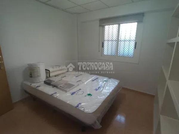 Piso en calle d'Enrique Monsonís Domingo