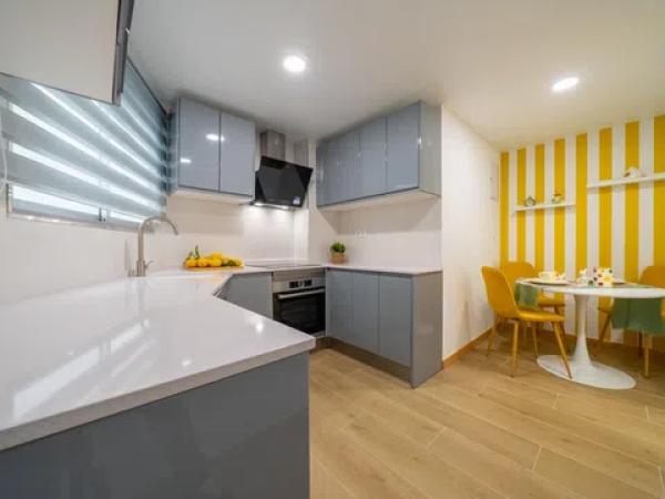 Piso en avenida Benito Perez Galdos, 37