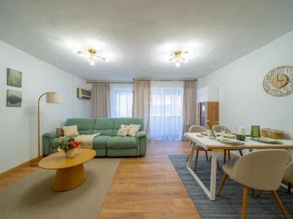 Piso en avenida Benito Perez Galdos, 37