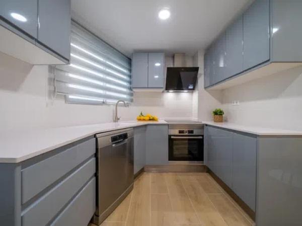 Piso en avenida Benito Perez Galdos, 37