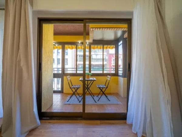 Piso en avenida Benito Perez Galdos, 37