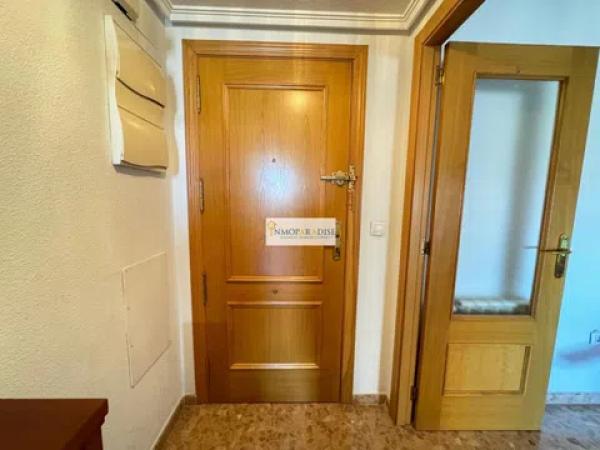 Piso en calle José García Sellés