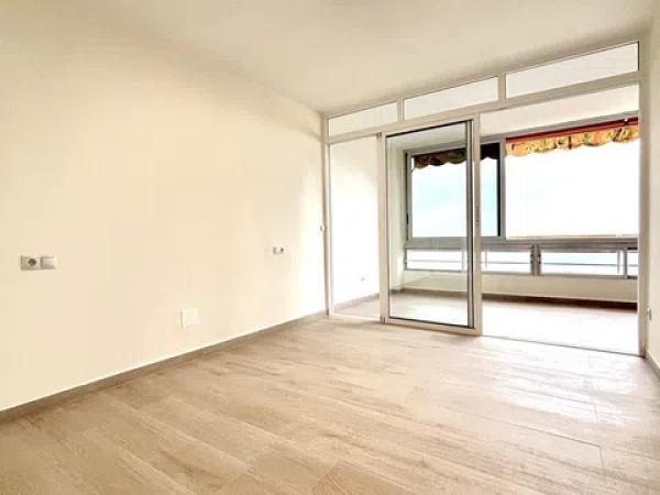 Piso en calle Diosa Tanit