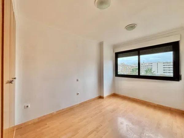 Dúplex en avenida Juan Sanchis Candela