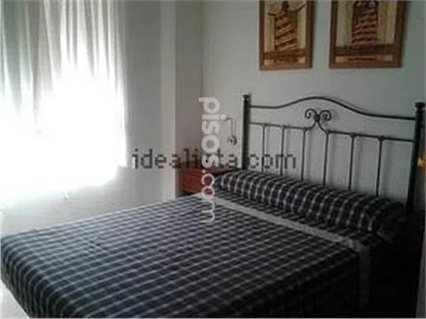 Piso en calle Músico José Mira Figueroa, 3