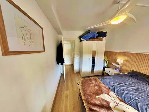 Piso en calle de la Nasa, 3