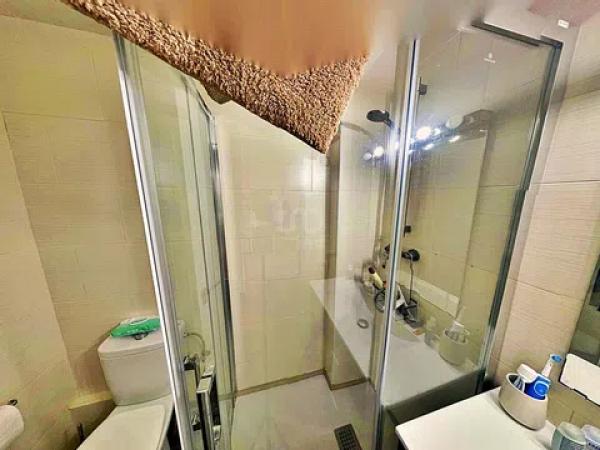 Piso en calle de la Nasa, 3