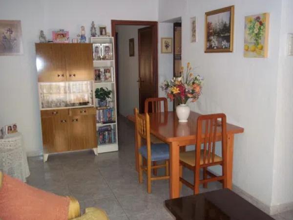 Piso en calle Algorfa, 6