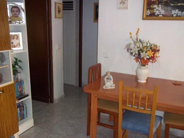 Piso en calle Algorfa, 6