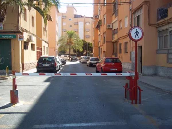 Piso en calle Algorfa, 6
