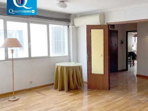 Piso en Barrio Ensanche-Diputación