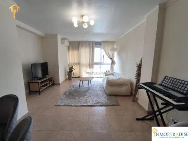 Piso en calle Pintor Antonio Amorós