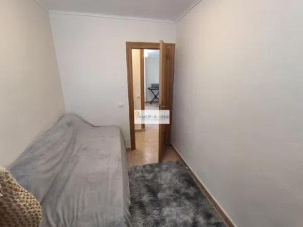 Piso en calle Pintor Antonio Amorós