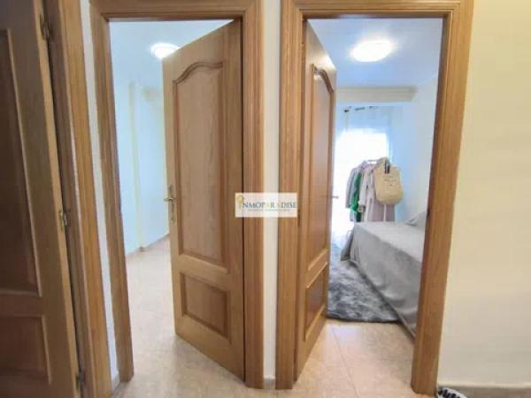 Piso en calle Pintor Antonio Amorós