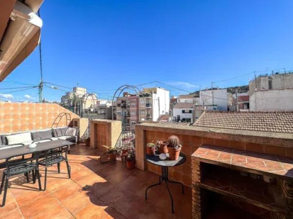 Ático en plaza Santa Teresa