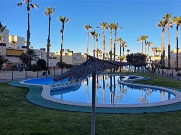 Chalet adosado en calle Músico José Mira Figueroa