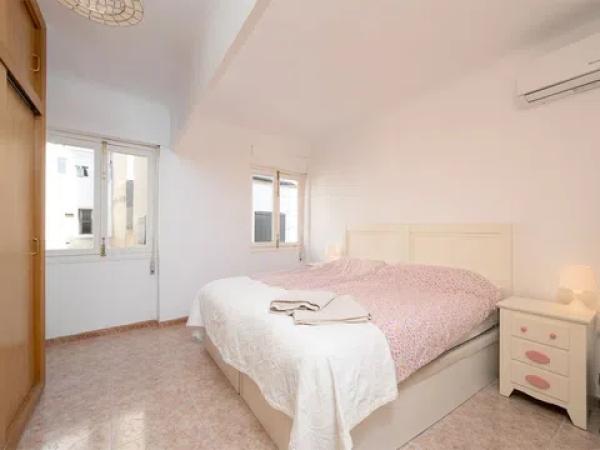 Casa independiente en calle de la Virgen del Lluch