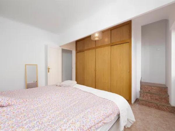 Casa independiente en calle de la Virgen del Lluch