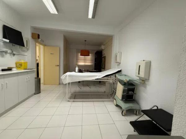 Piso en avenida del Doctor Gadea