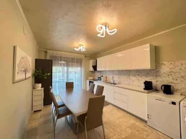 Casa independiente en calle de L'Esportista Alejandra Quereda