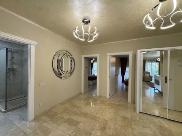 Casa independiente en calle de L'Esportista Alejandra Quereda