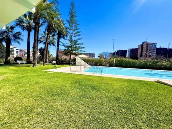 Piso en avenida de la Condomina