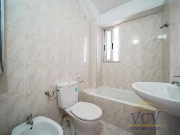 Piso en calle Reyes Católicos