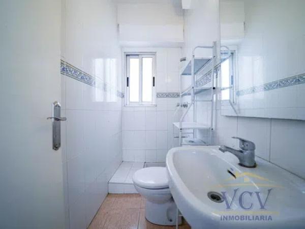 Piso en calle Reyes Católicos