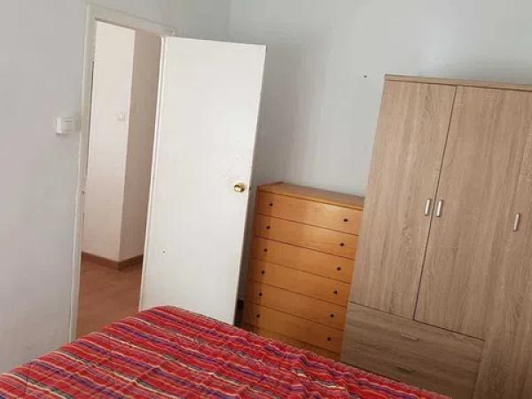 Piso en calle Profesores Hermanos Muñoz