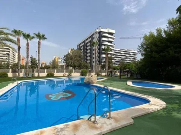 Piso en Barrio PAU 5