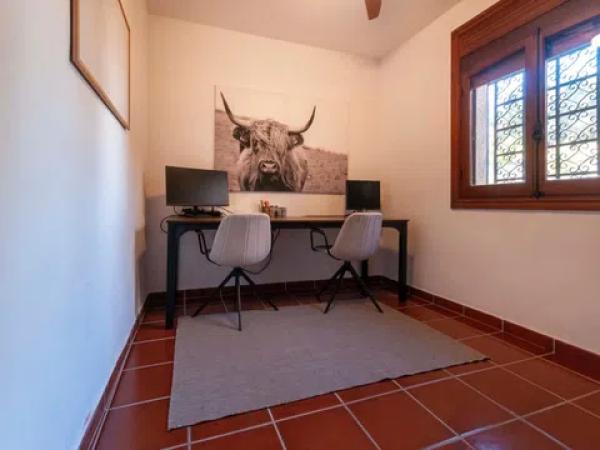 Chalet en Barrio Villahermosa - Santa Faz