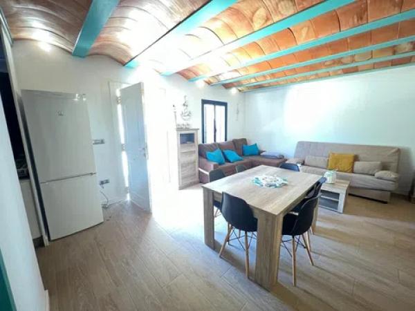 Chalet adosado en plaza Gran-tabarca, 29