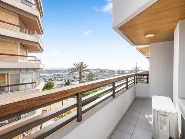 Piso en avenida de Ramón y Cajal, 7