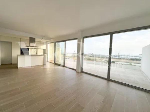 Ático en Isabel La Católica, 42