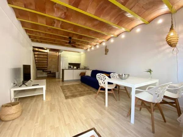Chalet adosado en calle Virgen del Carmen-Tabarca, 3