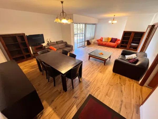 Piso en avenida de Ramón y Cajal, 5