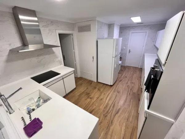 Piso en avenida de Ramón y Cajal, 5