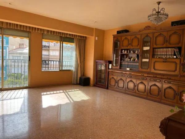 Piso en plaza Músico Óscar Tordera Iñesta