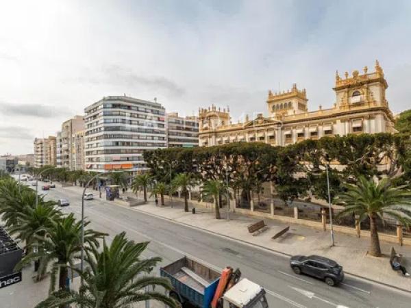 Piso en avenida de la Estación