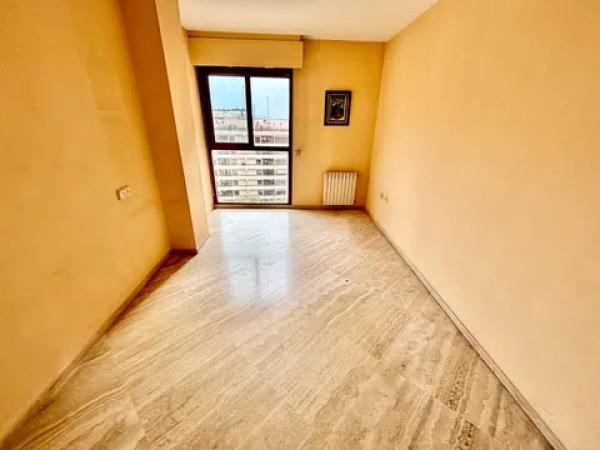 Piso en avenida Oscar Espla