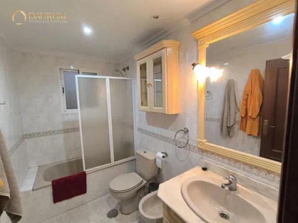 Piso en calle l'Aguila