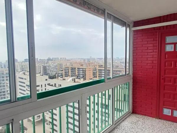 Estudio en calle Músico Vicente Spiteri